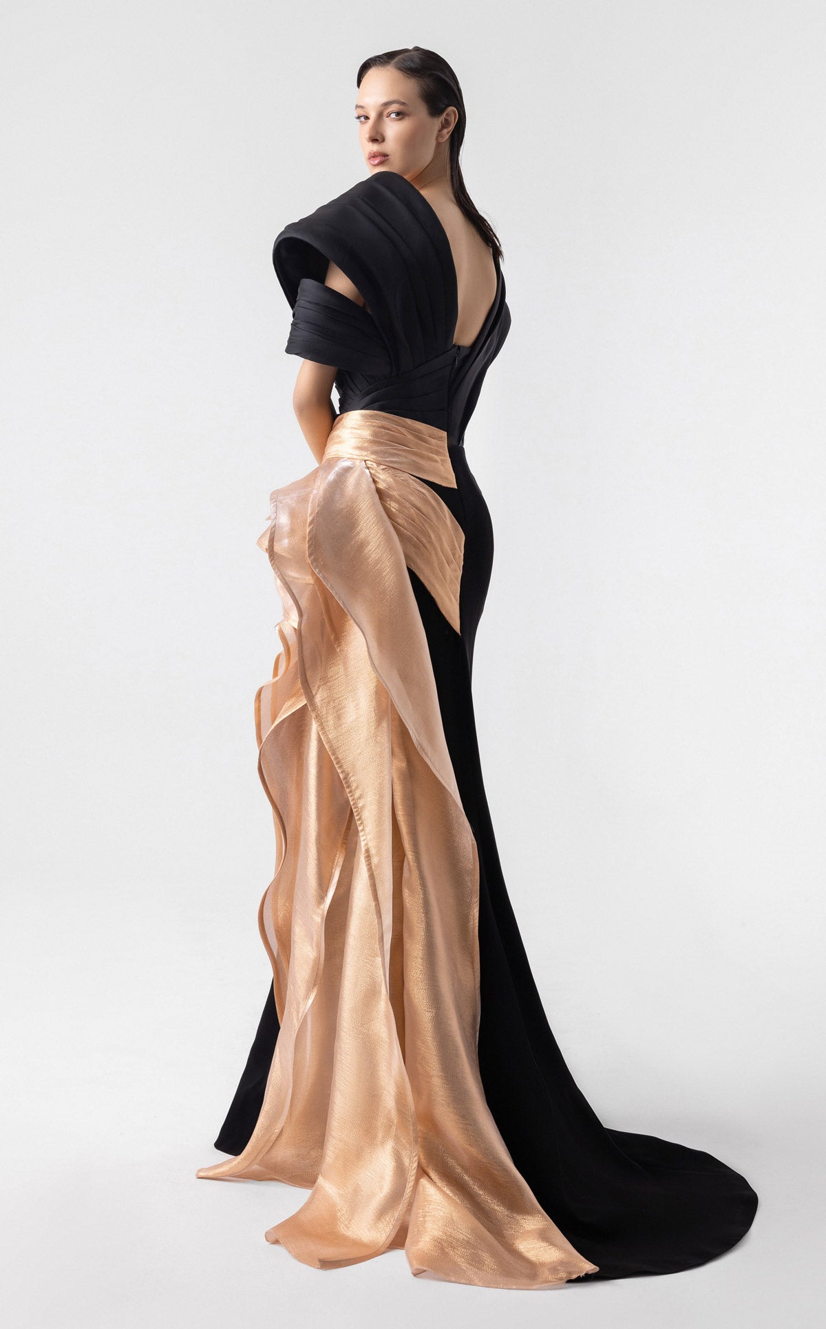 Gaby Charbachy G1910 — Black & Champagne
