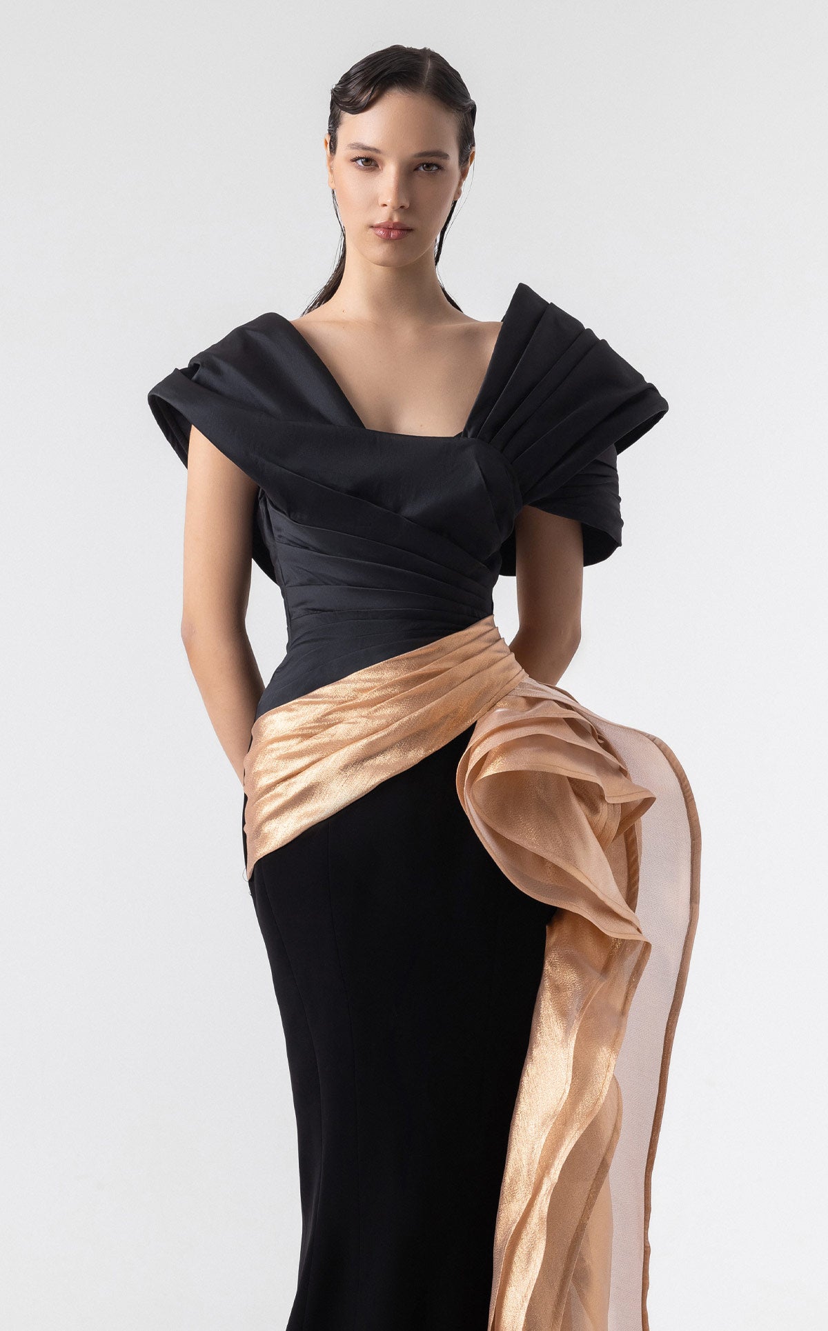 Gaby Charbachy G1910 — Black & Champagne