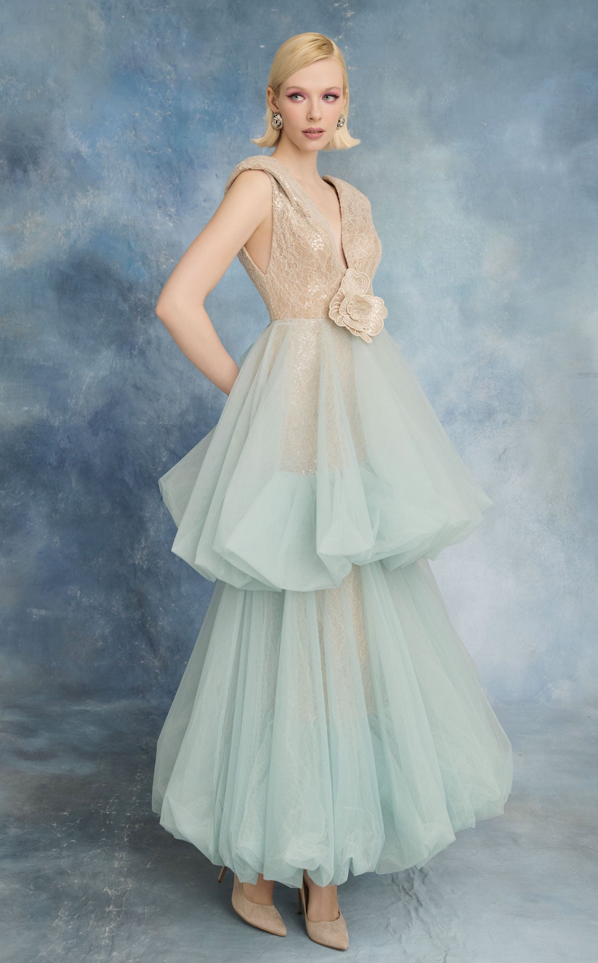 Nour N0719 — Ivory/Blue