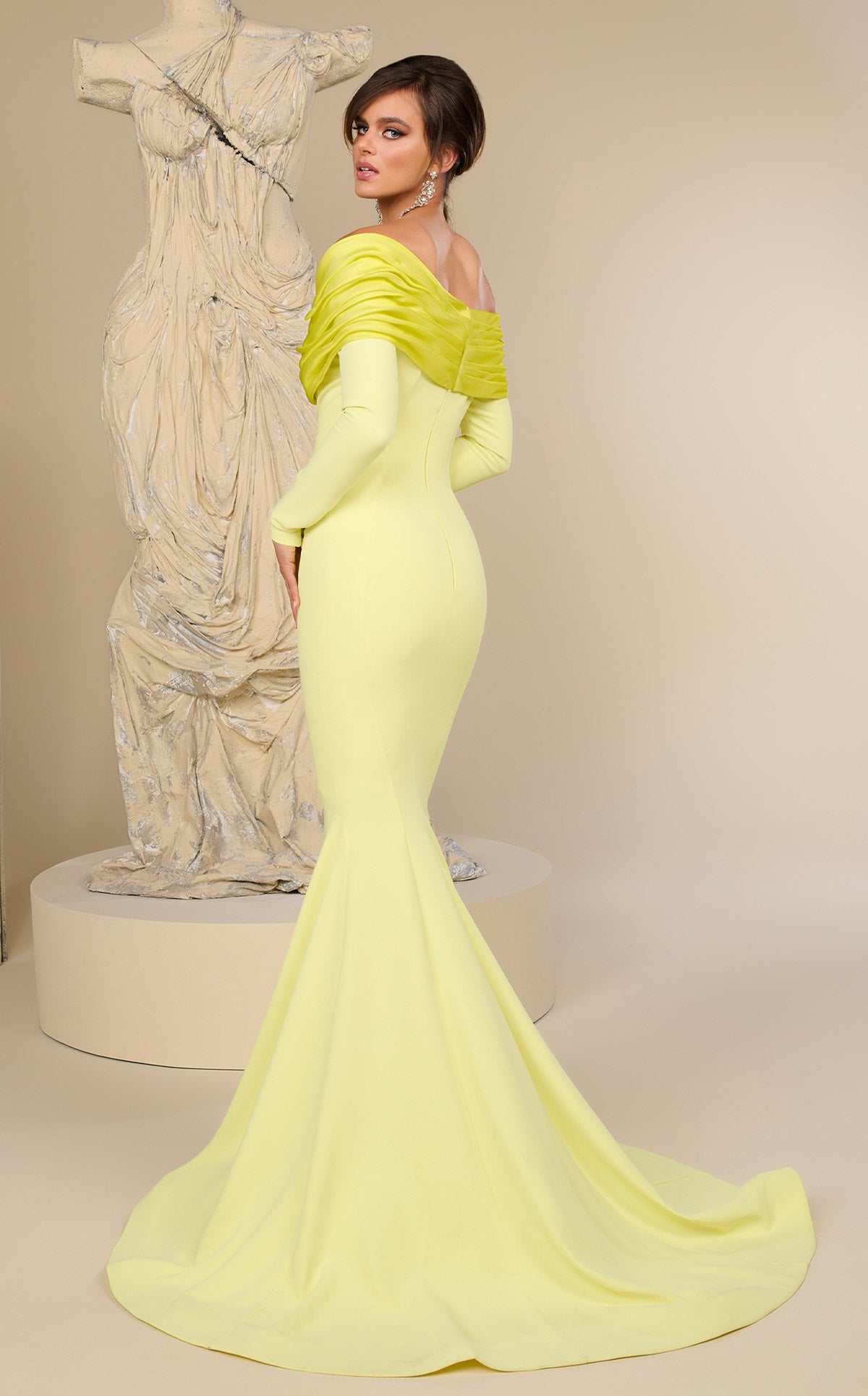 Fouad Sarkis F02928 — back