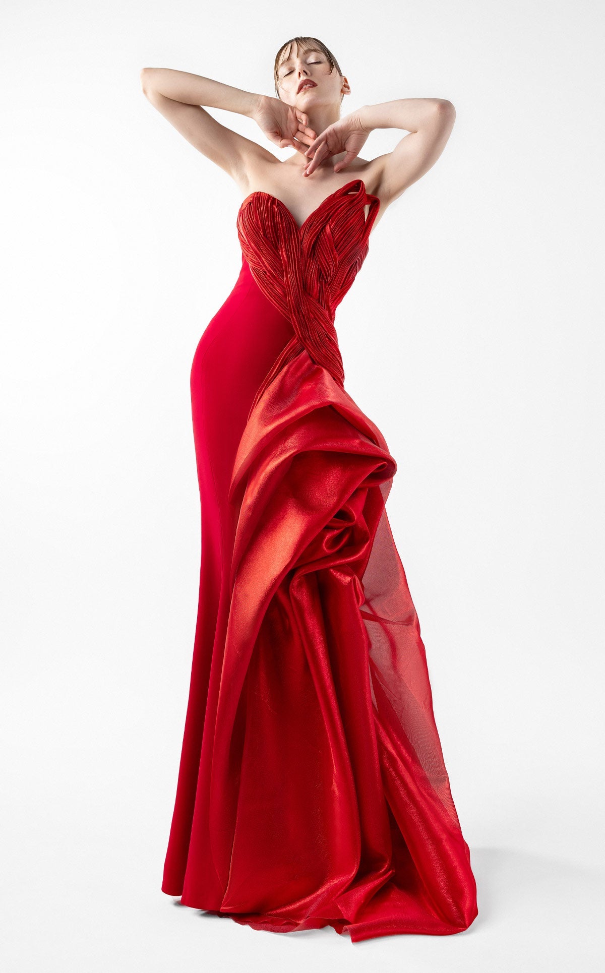 Gaby Charbachy G2006 — Red — front 3