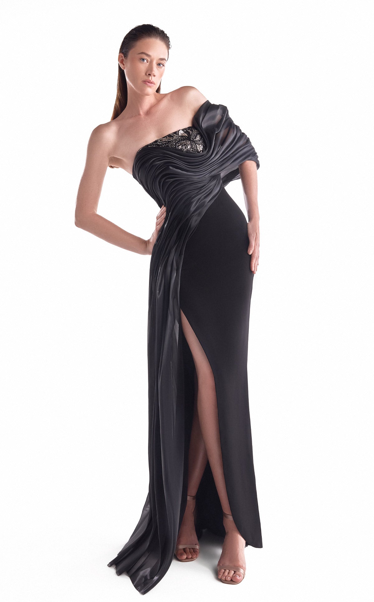 Gaby Charbachy G2111 — Black — front