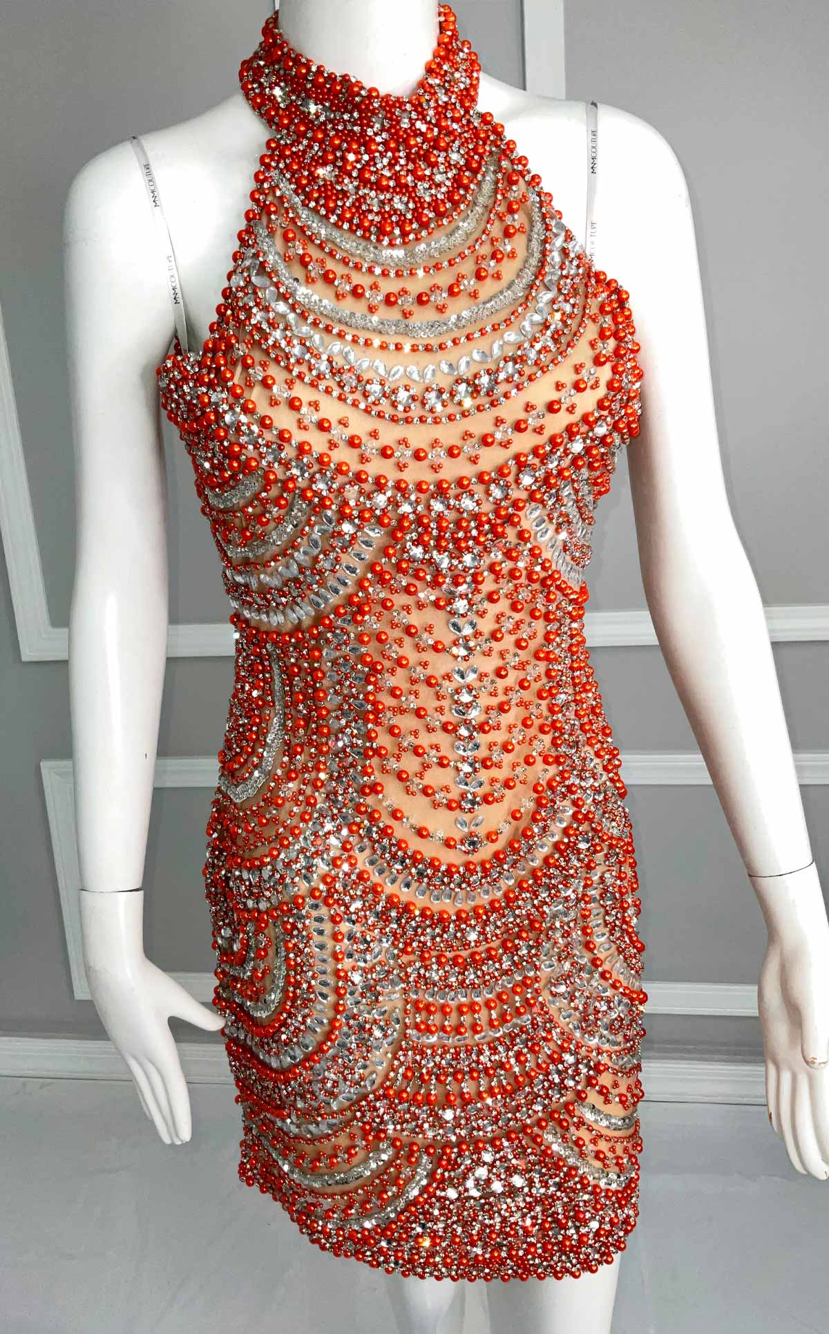 MNM Couture M1143 — mannequin front